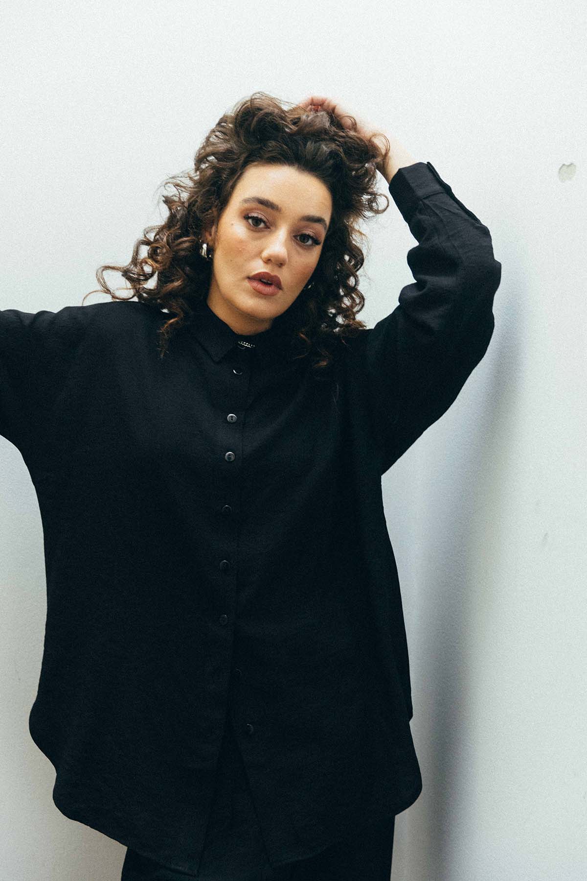 Oversized Black Zanzibar shirt