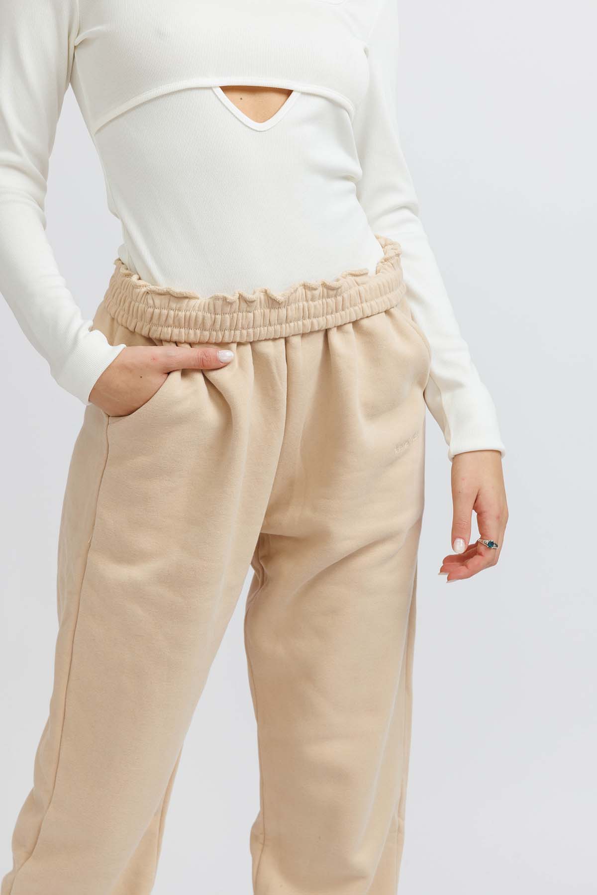 Beige Rico Boyfriend Sweatpant